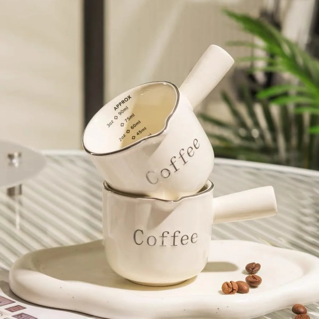 Ins Stylish Coffee Milk Pitcher with Scale Ceramic Creamer for Espresso Extraction