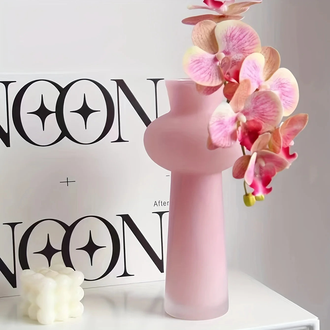 Elegant Nordic-Inspired Glass Vase in Pink&Green-Modern Minimalist Decor for Living Room .Hydroponic Flower Arrangement Display