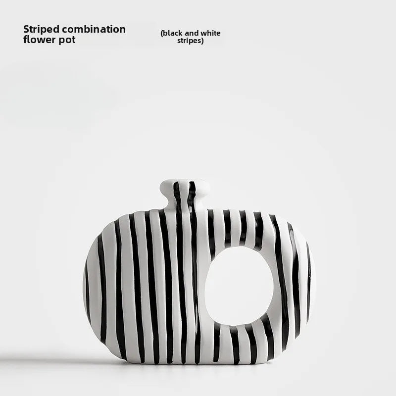 Beihanmei Creative Retro Black White Striped Ceramic Vase for Flower Arrangement Living Room Decor