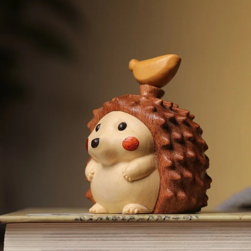 Cute Beech Wood Durian Hedgehog Decor Anxiety Relief Home Office Desk Ornament Tea Pet