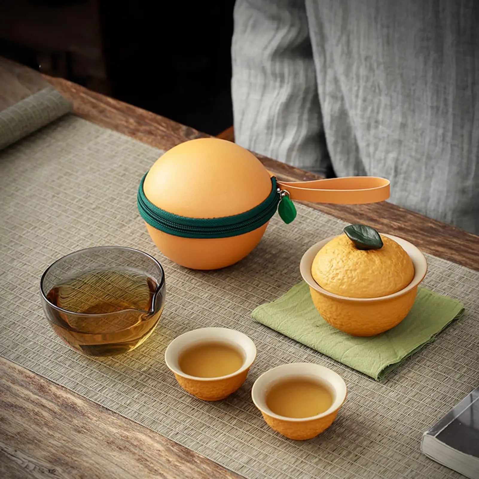 Portable Teapot Set .Travel Kungfu Tea Cup Tangerine Shape Mini Chinese Ceramic Teapot Tea Cup With Travel Bag